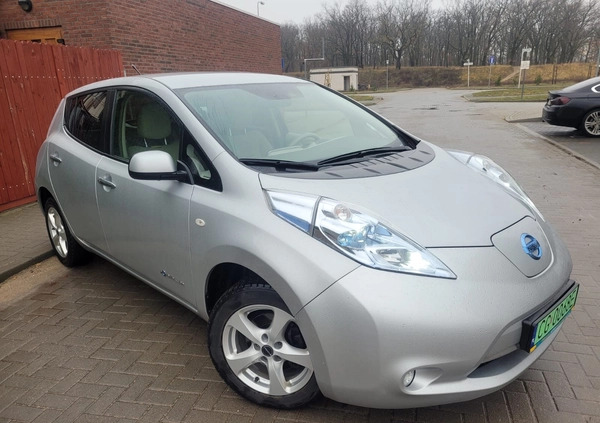 Nissan Leaf cena 28900 przebieg: 93723, rok produkcji 2012 z Działoszyn małe 379